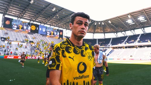 FIFA CLUB WORLD CUP Trending Image: Gio Reyna makes first appearance for Borussia Dortmund at Club World Cup